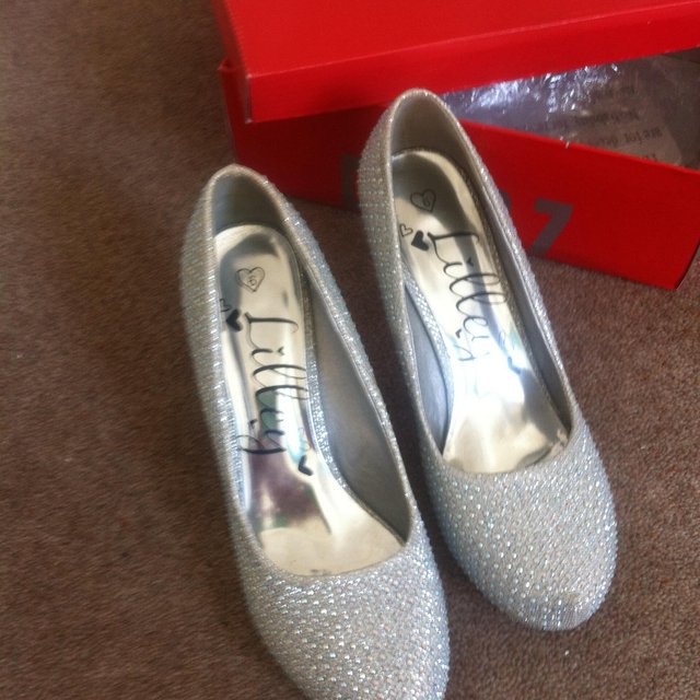 Image 2 of Size 6 ladies silver diamanté shoes