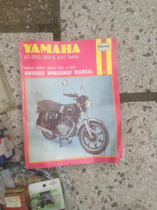 Preview of the first image of Yamaha XS. 250 various new unused parts..