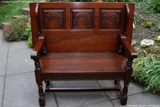 Image 36 of OLD CHARM TUDOR OAK MONKS BENCH SETTLE ARMCHAIR TABLE STAND