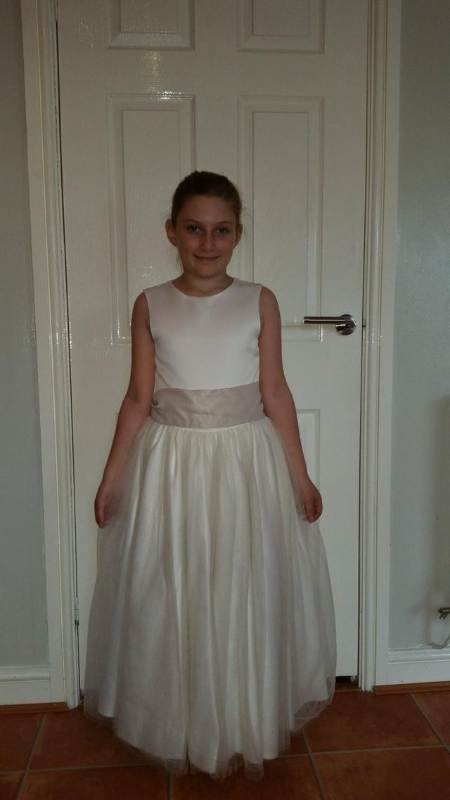 Preview of the first image of Beautiful Ivory flower girl dresses.