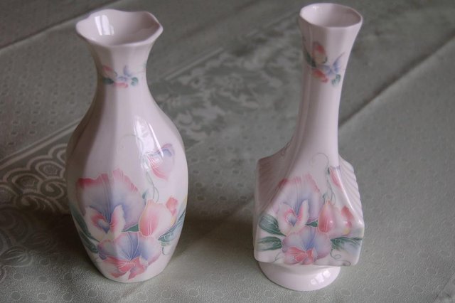 Preview of the first image of Aynsley 'Little Sweetheart' Fine Bone China Vases, as New.
