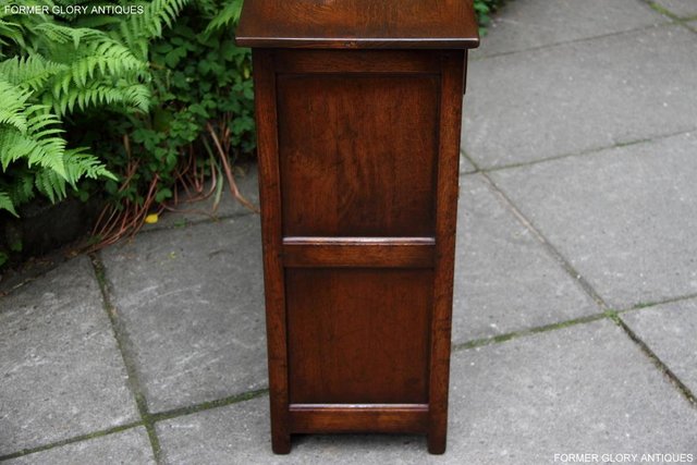 Image 30 of A TITCHMARSH & GOODWIN OAK DRESSER BASE SIDEBOARD HALL TABLE