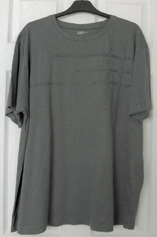 Preview of the first image of Mens Dark Grey T Shirt By Easy Casual Wear - Sz XXL  B22.