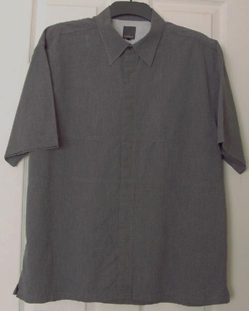 Preview of the first image of Men's Dark Grey Short Sleeve Shirt By Hyphen - Sz XL  B22.