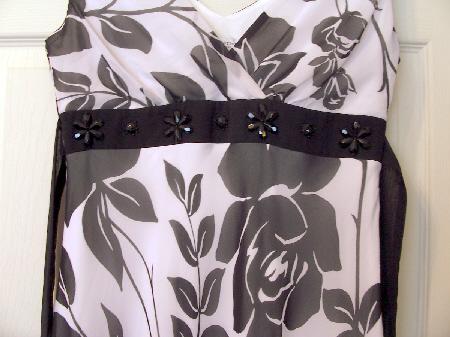 Image 2 of Stunning Ladies Black & White Flowered Evening Dress - Sz 12