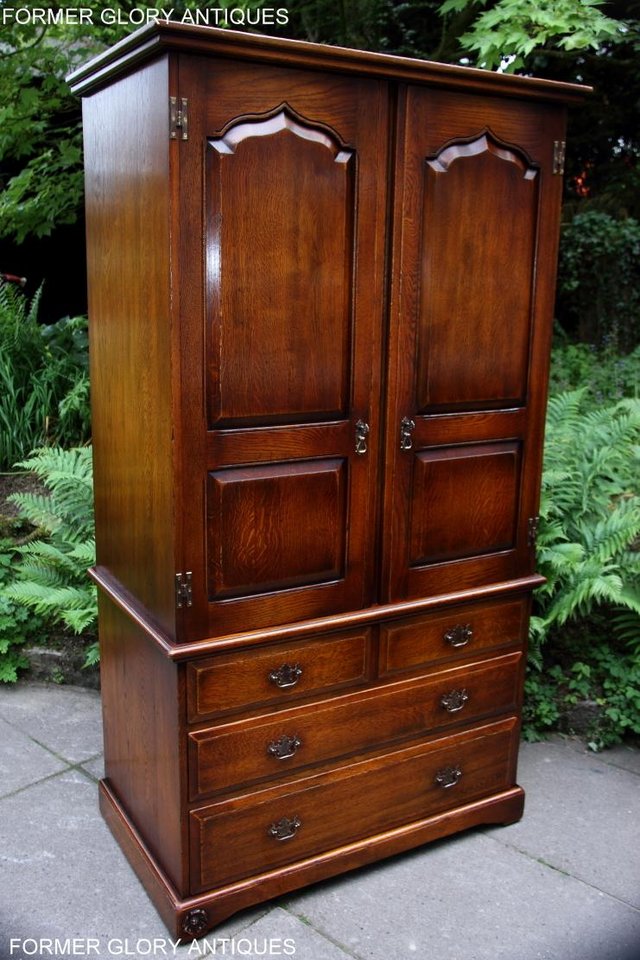 Preview of the first image of TITCHMARSH GOODWIN ROYAL OAK WARDROBE CHEST OF DRAWERS STAND.