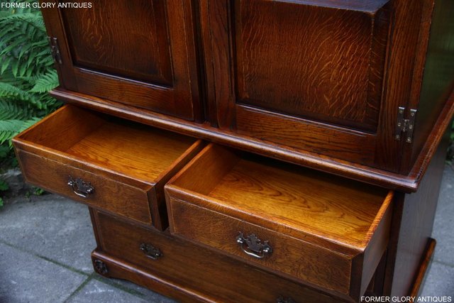 Image 10 of TITCHMARSH GOODWIN ROYAL OAK WARDROBE CHEST OF DRAWERS STAND