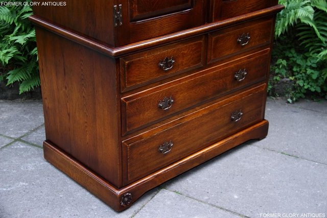 Image 30 of TITCHMARSH GOODWIN ROYAL OAK WARDROBE CHEST OF DRAWERS STAND