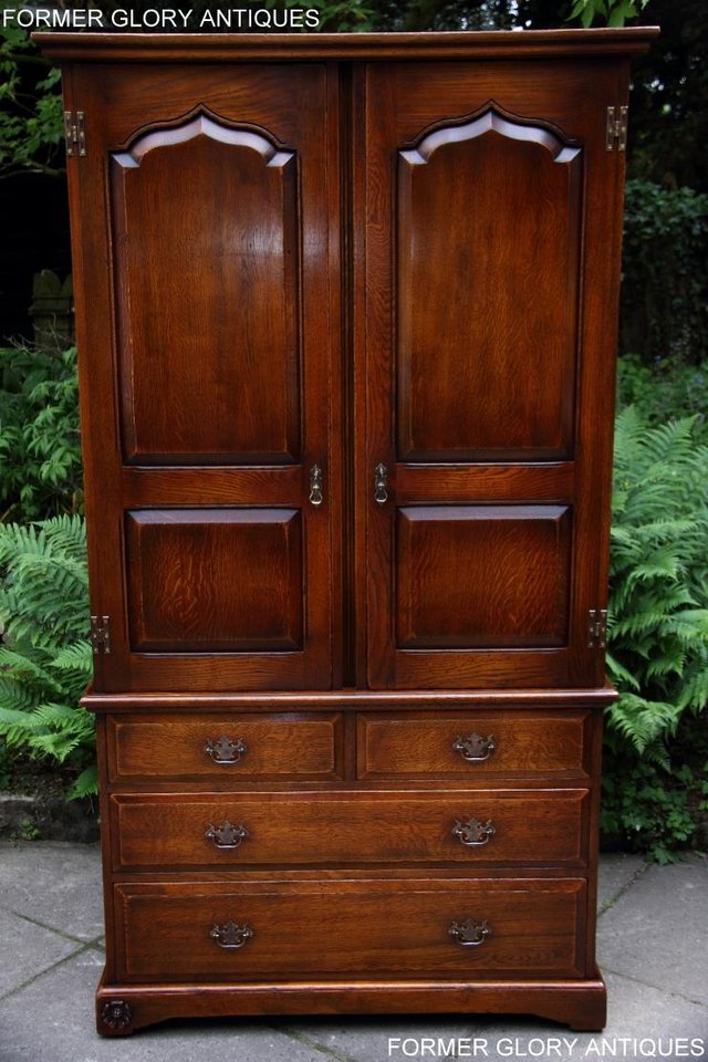 Image 54 of TITCHMARSH GOODWIN ROYAL OAK WARDROBE CHEST OF DRAWERS STAND