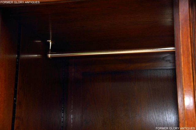 Image 77 of TITCHMARSH GOODWIN ROYAL OAK WARDROBE CHEST OF DRAWERS STAND