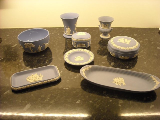 Preview of the first image of WEDGEWOOD collection Blue Jasperware 8 pieces.