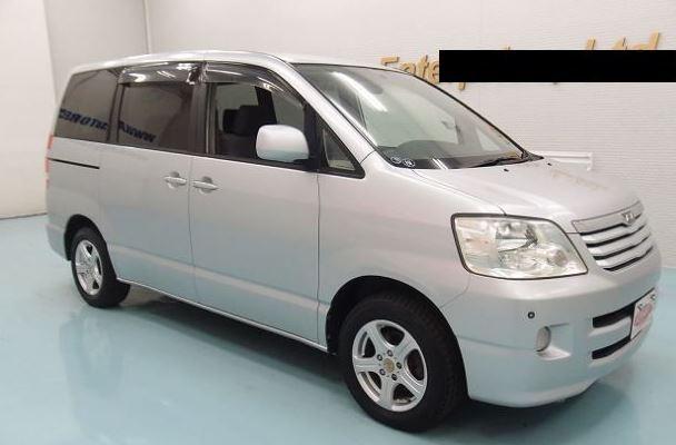 Preview of the first image of Toyota Noah Disabled Vehicle.