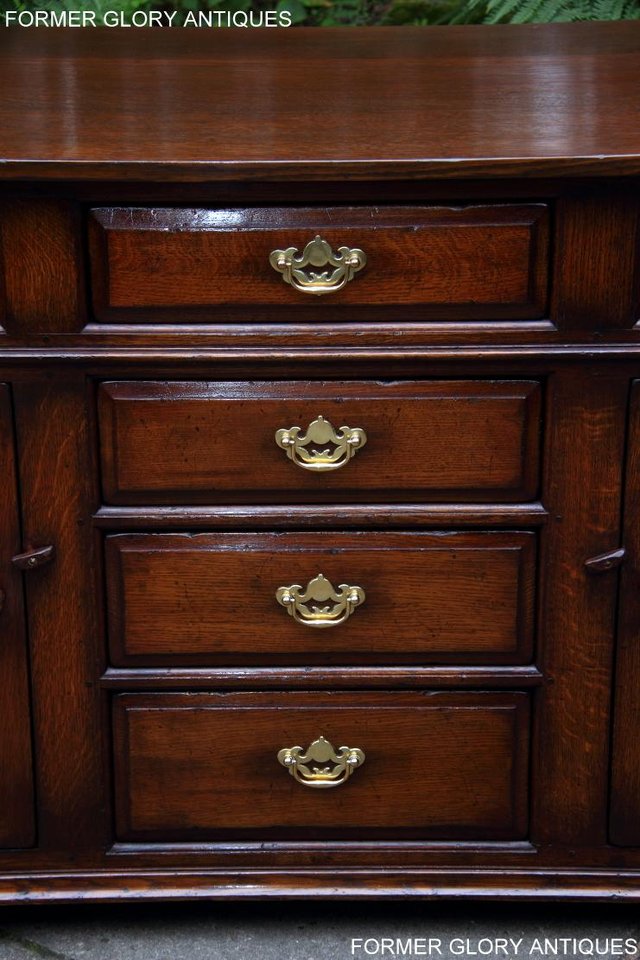Image 95 of TITCHMARSH AND GOODWIN OAK DRESSER BASE SIDEBOARD HALL TABLE