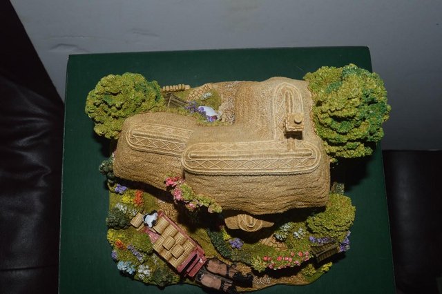 Image 2 of Lilliput Lane - Roll Out the Barrel