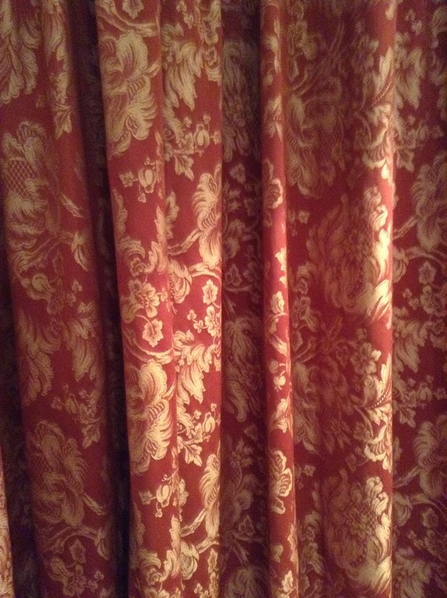 Image 2 of Nice two curtains. fabric 234x 312 each