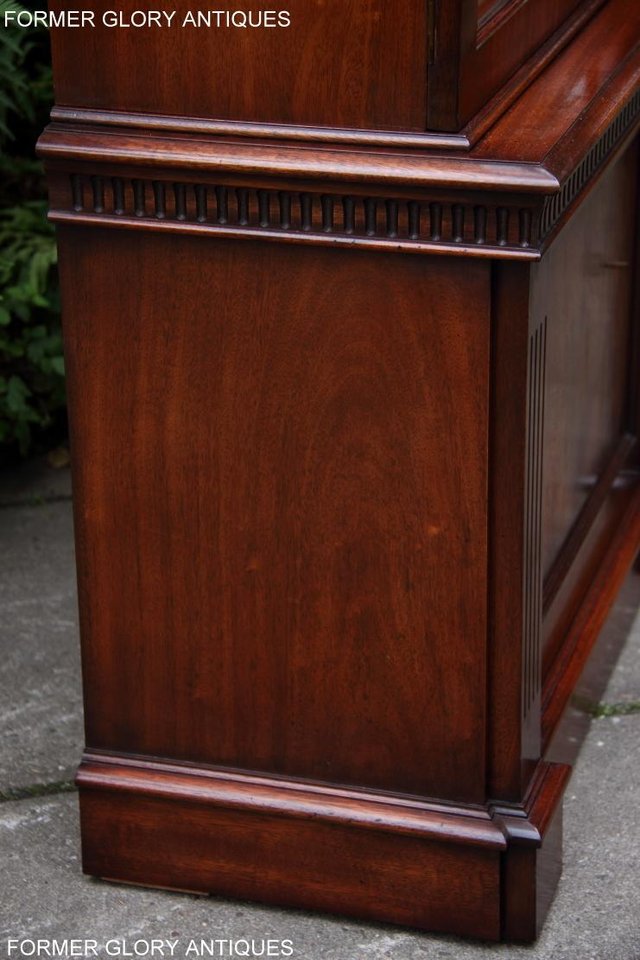 Image 32 of BEVAN FUNNELL STYLE MAHOGANY CHINA DISPLAY CABINET SHELVES