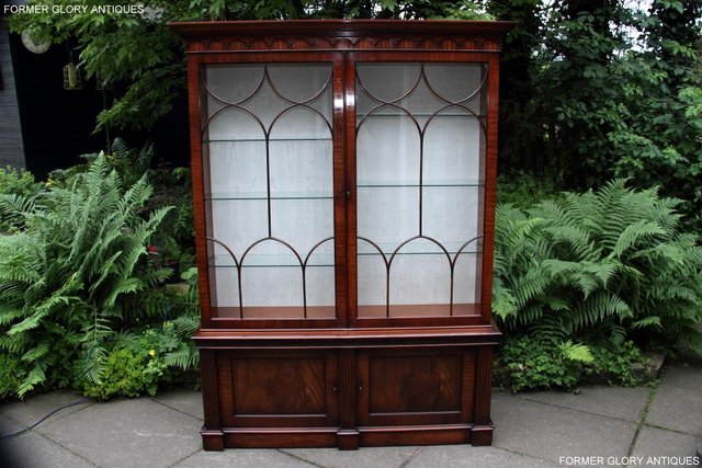 Image 58 of BEVAN FUNNELL STYLE MAHOGANY CHINA DISPLAY CABINET SHELVES