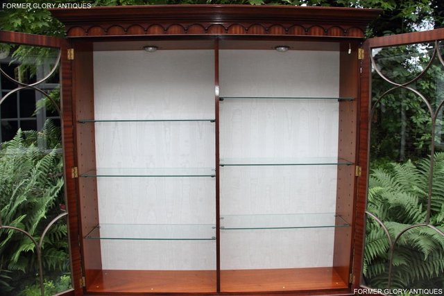 Image 60 of BEVAN FUNNELL STYLE MAHOGANY CHINA DISPLAY CABINET SHELVES