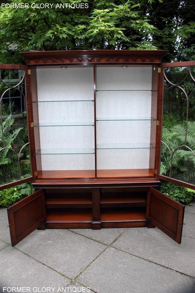 Image 74 of BEVAN FUNNELL STYLE MAHOGANY CHINA DISPLAY CABINET SHELVES