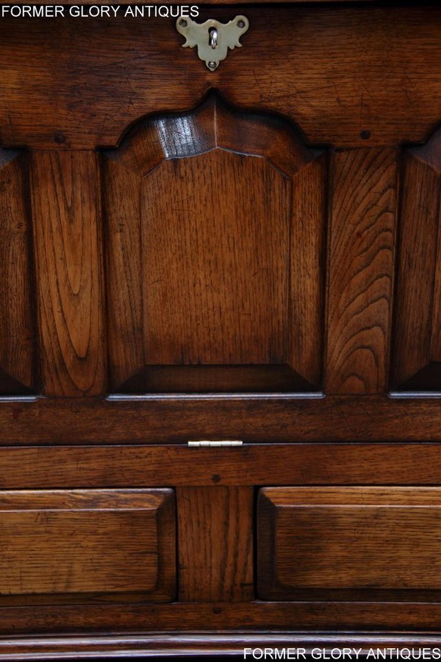 Image 25 of TITCHMARSH GOODWIN STYLE OAK BLANKET DOWER CHEST TV STAND