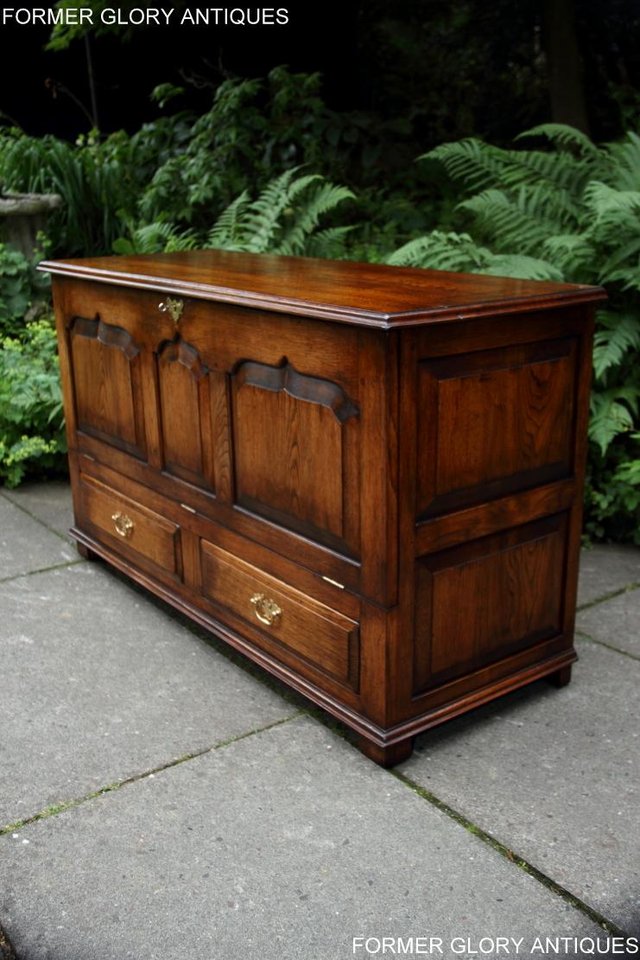 Image 60 of TITCHMARSH GOODWIN STYLE OAK BLANKET DOWER CHEST TV STAND