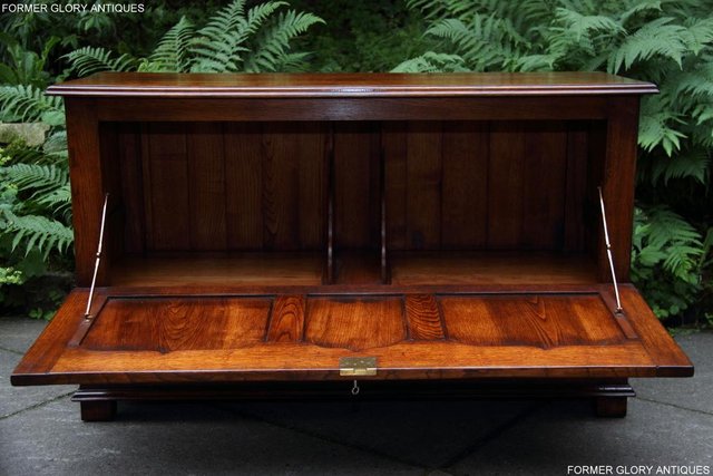 Image 63 of TITCHMARSH GOODWIN STYLE OAK BLANKET DOWER CHEST TV STAND