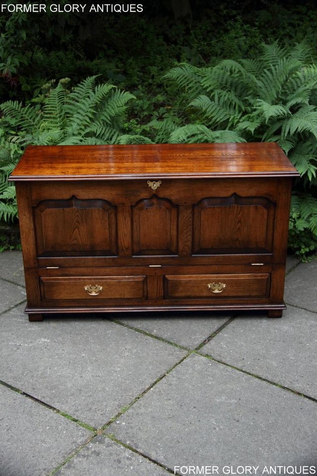 Image 66 of TITCHMARSH GOODWIN STYLE OAK BLANKET DOWER CHEST TV STAND