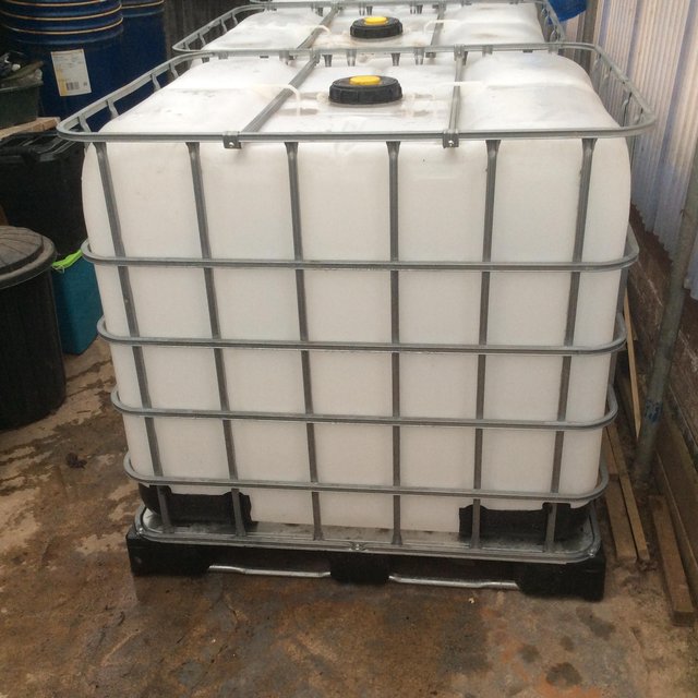 Image 3 of 1000 litre (&600) IBC Tank, water storage, garden allotment