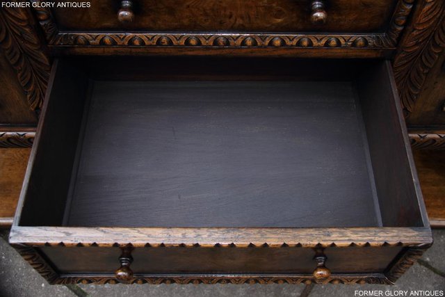 Image 41 of A TITCHMARSH GOODWIN STYLE OAK DRESSER BASE SIDEBOARD TABLE