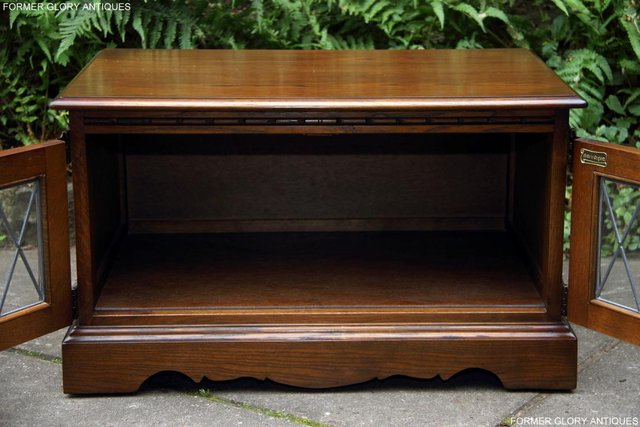Image 10 of AN OLD CHARM LIGHT OAK HI FI DVD CD TV CABINET STAND TABLE