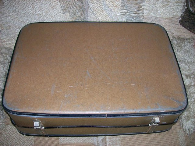 Image 3 of 24" Brown Hard Expanding Suitcase RefL1051