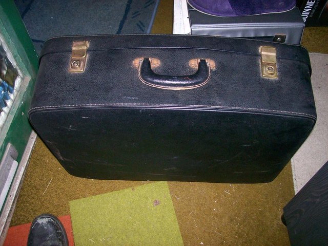 Image 2 of Brown 24" Soft Top Suitcase Used Ref L1051A