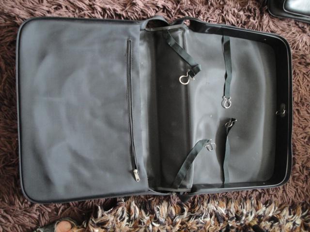 Preview of the first image of Zip-around Suit Carrier / Bag Ref L1175.