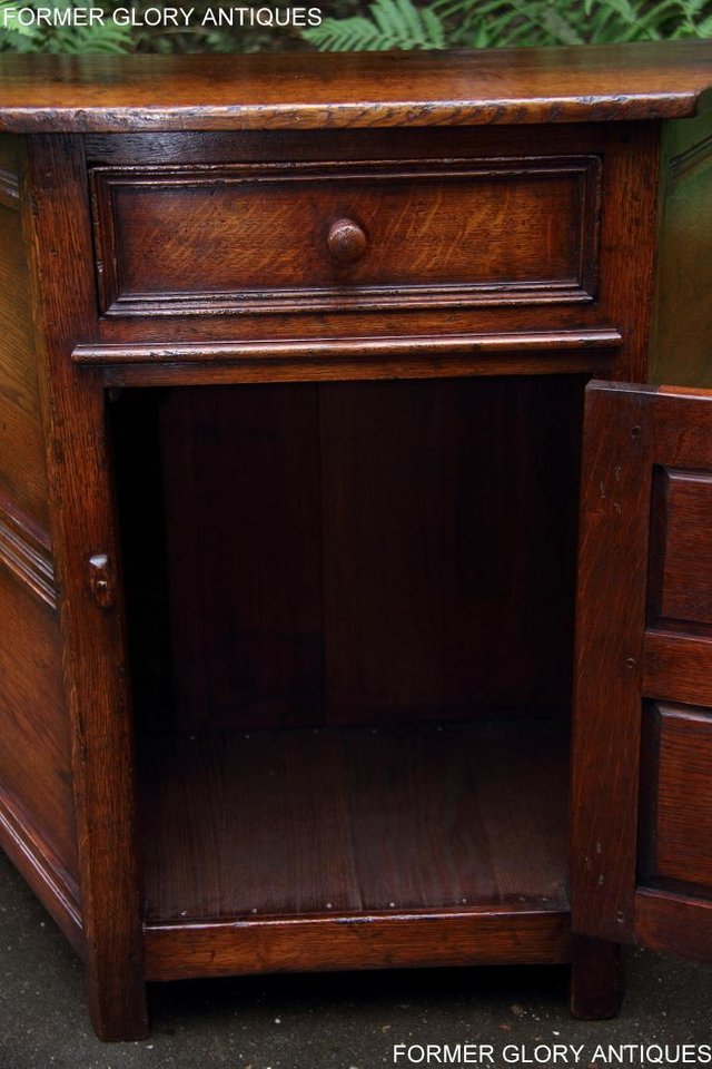 Image 4 of TITCHMARSH & GOODWIN OAK CANTED CABINET HALL TABLE SIDEBOARD