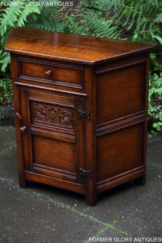 Image 25 of TITCHMARSH & GOODWIN OAK CANTED CABINET HALL TABLE SIDEBOARD
