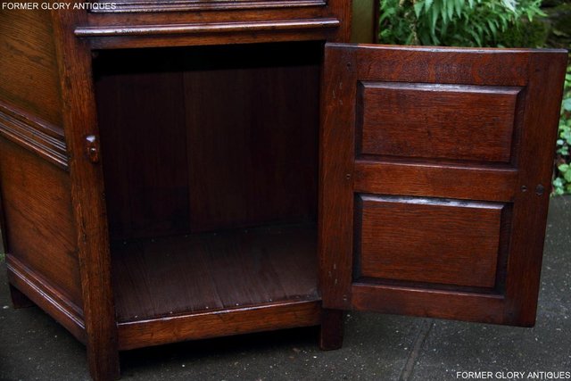 Image 30 of TITCHMARSH & GOODWIN OAK CANTED CABINET HALL TABLE SIDEBOARD