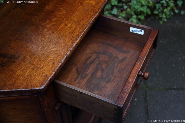 Image 47 of TITCHMARSH & GOODWIN OAK CANTED CABINET HALL TABLE SIDEBOARD
