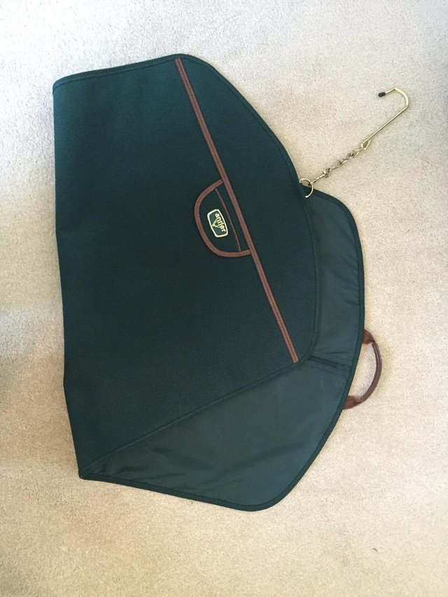 Preview of the first image of Suit/Dress Carrier case/bag.