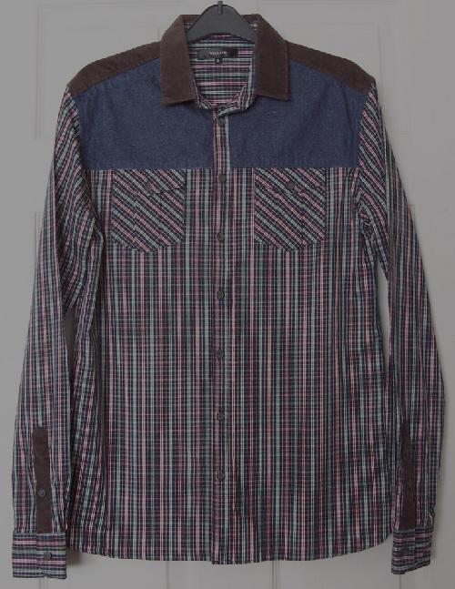 Preview of the first image of Lovely Mens Western Style Shirt By Villain - Sz S  B16.