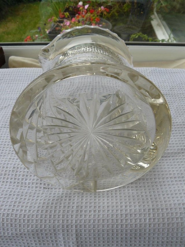 Image 7 of Large vintage/antique cut glass water jug