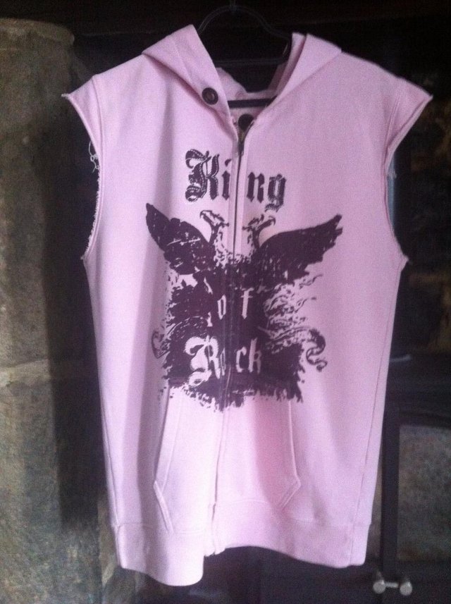 Preview of the first image of King of Rock ....Designer zipper top....Reduced!.