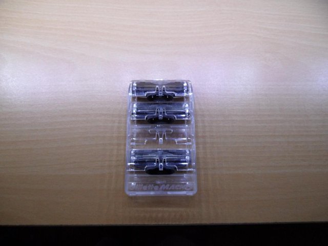 Preview of the first image of Gillette Mach 3 turbo razor blades x 3.