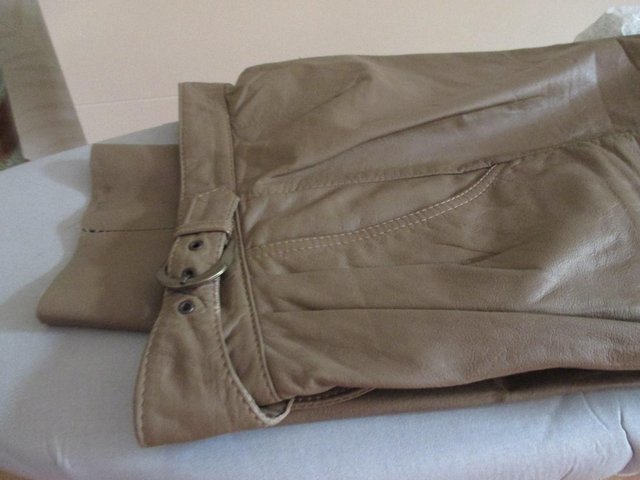 Image 2 of COFFE/MINK LADIES LEATHER TROUSERS