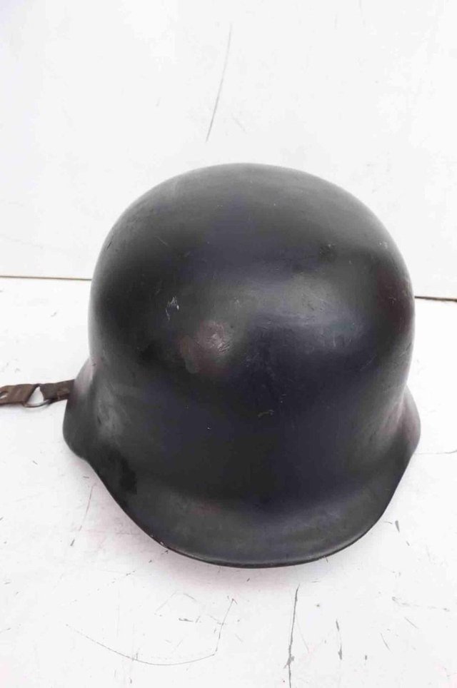 Image 2 of 2ww German soldiers Helmet, genuine issue