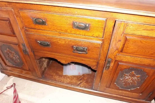 Image 4 of dog kennel sideboard in oak vintage item