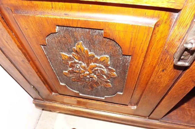 Image 5 of dog kennel sideboard in oak vintage item