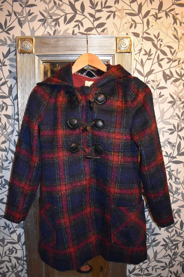 Preview of the first image of Yumi Girls trendy duffle coat New with tags.