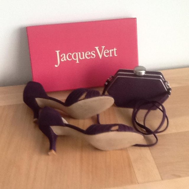 Image 3 of Jacques Vert Shoes and matching bag.