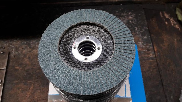 Image 2 of angle grinder flap discs, x10
