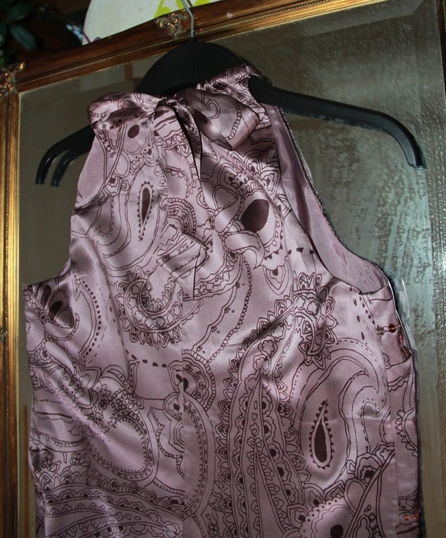 Preview of the first image of Gharani Strok Mauve Silk Top - Size 14.